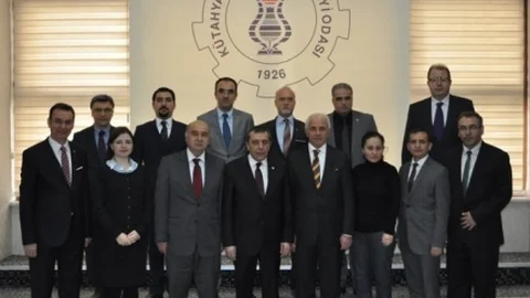 Ahmet Atam Tüm Kurum Ve Kuruluşlar Kütahya'nın Gelişmesi İçin Müşterek Çalışmalı