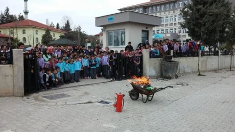 Deprem Ve Yangın Tahliye Tatbikatı