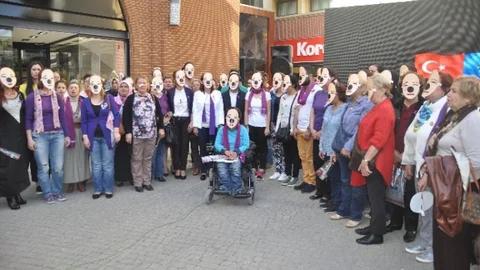 Forum Mersin'de Herkes Sustu Kadınlar Konuştu