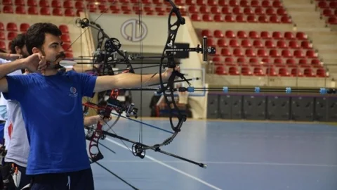 ''okçuluk Salon Türkiye Şampiyonası''nda Dereceye Girenler Ödüllendirildi