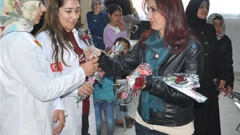 Konteyner kentte ''Kadınlar Günü'' kutlaması