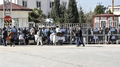 Türkiye'ye sığınan Suriyeliler