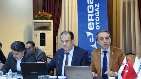 Ergaz & Bluepet 2015 Yılı İçin Vites Büyüttü!