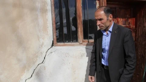 Heyelan Tehlikesi Nedeniyle Evler Boşaltılıyor