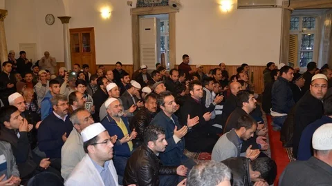 Gençler Sabah Namazında Muratpaşa Cami'nde Buluştular