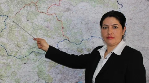 Bir Sıcağı Bir Soğuğu Yaşıyoruz