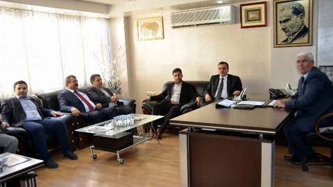AK Parti'den Şanlıurfa Şöförler Ve Otomobilciler Esnaf Odası'na Ziyaret