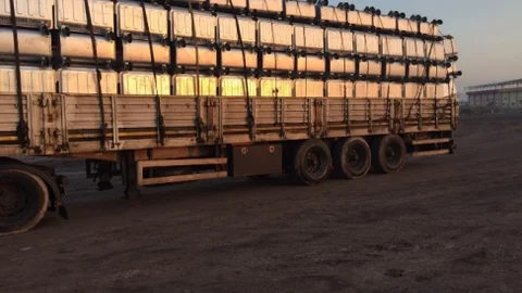 Altıeylül'de Konteynir Dağıtımı