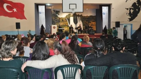 Cezaevinde Kadınlar Günü Kutlaması