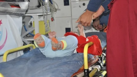 Merdivenden Yuvarlanan Çocuk Ağır Yaralandı