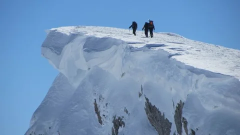 (Özel Haber) Uludağ'ın Zirvesinde Çadır Açmadan İki Gün Geçirdiler
