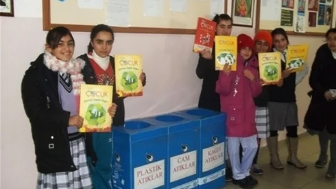 Adilcevaz'da Kâğıt Toplama Kampanyası