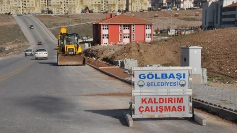 Kaldırım Çalışmaları Sürüyor