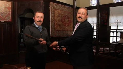 Dede Yadigarını Müze Eve Bağışladı
