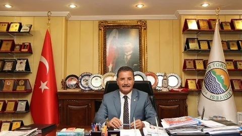 Toroslar Belediyesi İstiklal Marşı'nı En Güzel Okuma Yarışması Düzenliyor