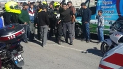 Van'da Trafik Kazası 3 Yaralı