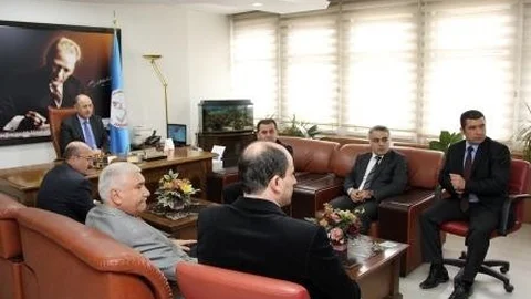 Vali Azizoğlu İl Milli Eğitim Müdürülüğü'nü Ziyaret Etti