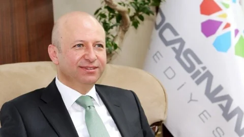 Kocasinan Belediye Başkanı Çolakbayrakdar