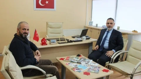 AK Parti Sakarya Milletvekili Aday Adayı Recep Hacıeyüpoğlu İHH'yı Ziyaret Etti