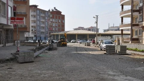 Adliye Çevresinde Çalışmalar Devam Ediyor
