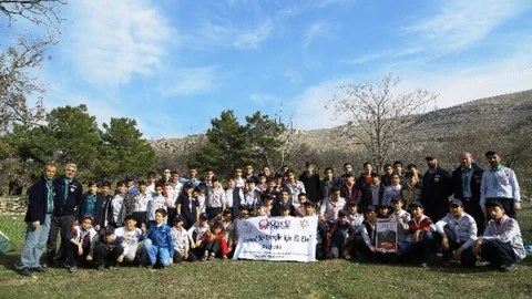 “Erdemli Bir Gençlik İçin El Ele” Projesi