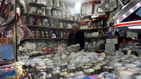Büyük Halk Pazarı Esnafı Sıkıntılı