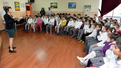 Muratpaşa'dan Öğrencilere Hayvan Eğitimi