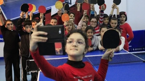 “Çek Bi Sporfi” Gönder