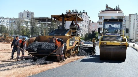 Şirinyalı'ya Aydınlatmalı Güvenlik Kameralı Pazar