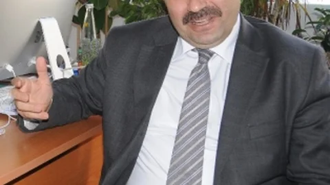 Ustaoğlu'ndan 94. Yıl Mesajı