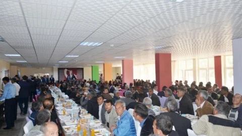 Vali Çelik Gercüş'te Korucularla Bir Araya Geldi