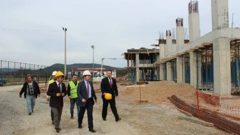 Tunç Lise Ve Spor Salonu İnşaatında İnceleme Yaptı