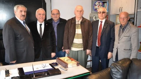 AK Parti Milletvekili Aday Adayı Ünsal'dan Şoförler Ve Otomobilciler Odası Başkanı Ateş'e Ziyaret