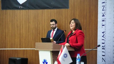 Etü'de Mesneviden Pedagojik Perspektifler Konferansı