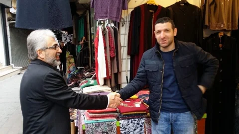 Küçük Esnaf Ve Emeklilerle İç İçe