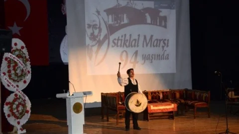 İstiklal Marşı'nın Kabulü Ve Mehmet Akif Ersoy'u Anma Günü