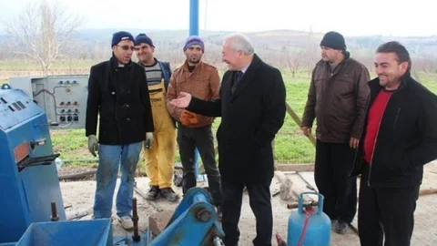 Lapseki Belediyesi Kendi Parke Taşını Üretecek