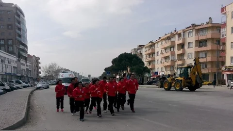 Kutsal Emanetler Lapseki'den Geçti