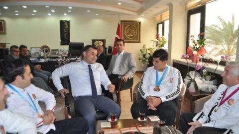 Başkan Yücel Aşçıları Tebrik Etti