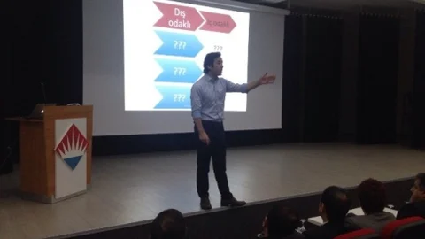 Bahçeşehir'de ‘Eğitimde Doğru Bildiğimiz Yanlışlar' Semineri