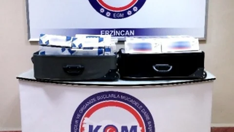 Erzincan'da Bin 630 Paket Kaçak Sigara Ele Geçirildi