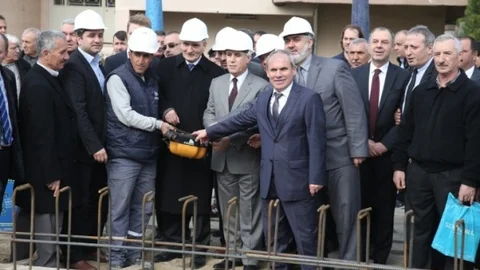 Yeni Aktuğ Camii'nin Temeli Atıldı
