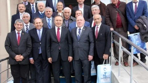 Gazeteciler Konfederasyonu Yönetim Kurulundan Vali Ve Başkan'a Ziyaret