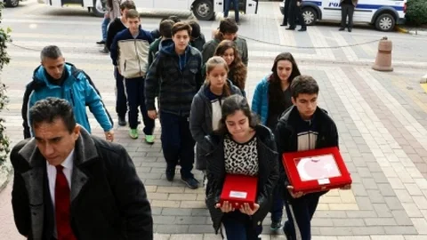 Kutsal Emanetler Bandırma'dan Geçti