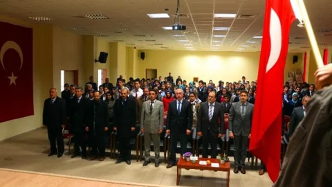 Yunak'ta Mehmet Akif Anıldı