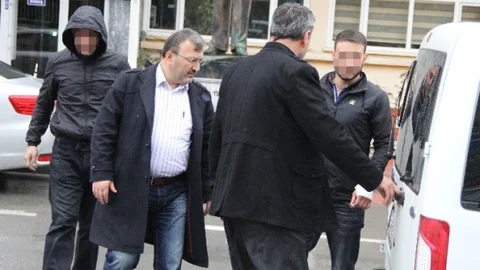 Hastane Önünde Bıçaklı Kavga 5 Yaralı