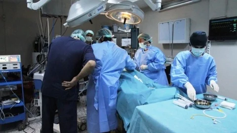 Harran Üniversitesi Hastanesinde Kesiksiz Karaciğer Ameliyatı Yapıldı