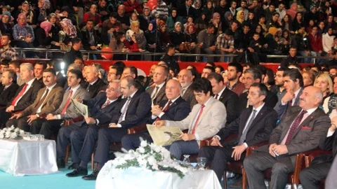 İbrahim Erkal'dan Hemşehrilerine Muhteşem Konser