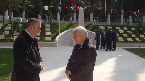 Her Şehit İçin Bir Gül Diktiler