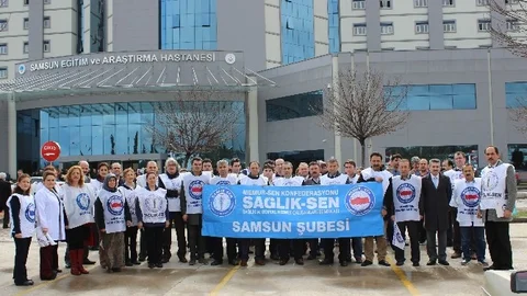 Sağlık-Sen'den Basın Açıklaması